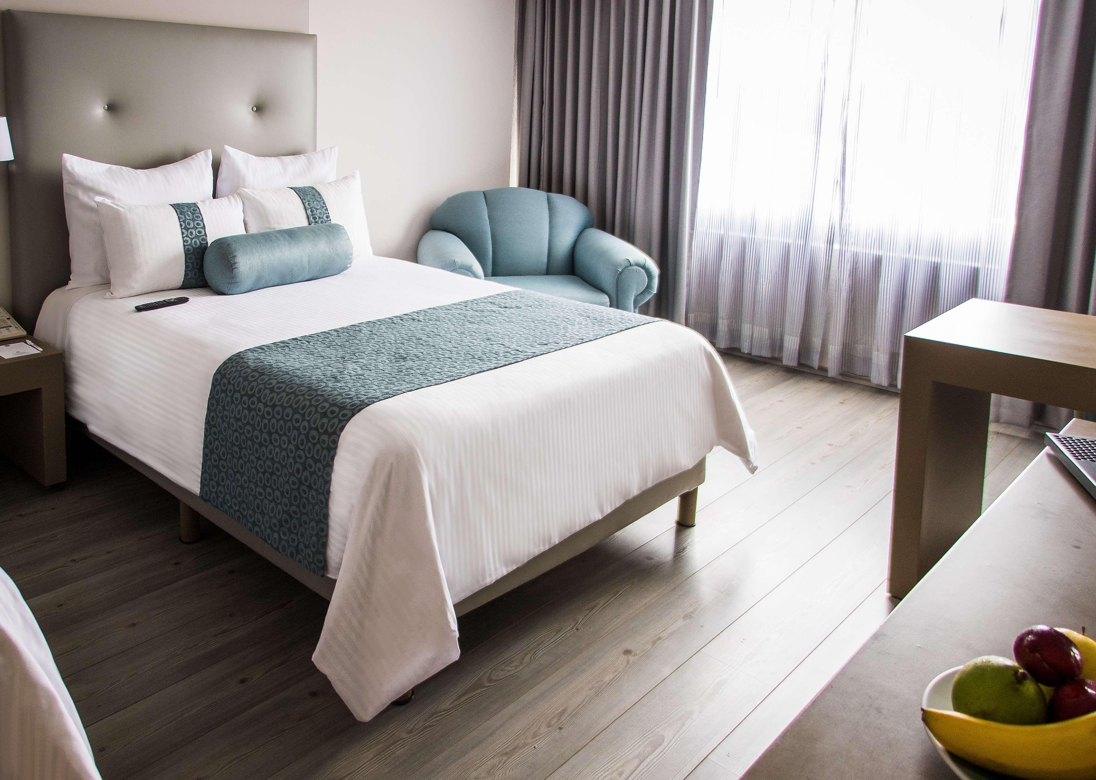 Grand Cantalagua Hotel Morelia, BW Signature Collection Luaran gambar A room at the hotel