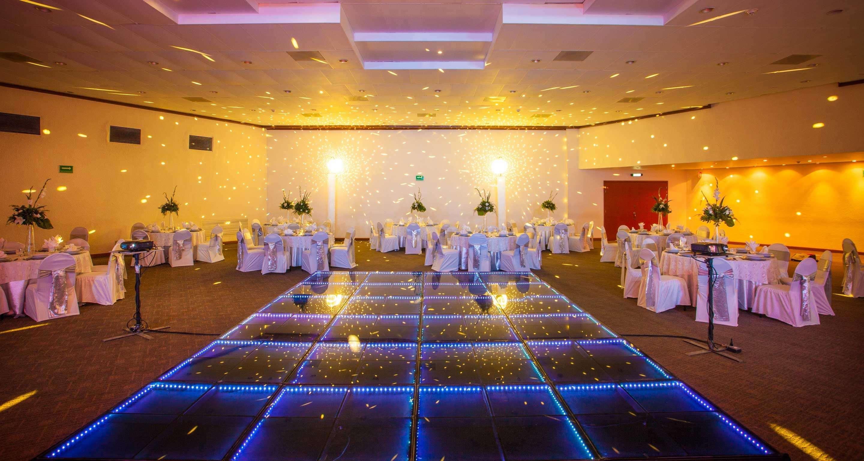 Grand Cantalagua Hotel Morelia, BW Signature Collection Luaran gambar The ballroom at the Crowne Plaza Hotel, Dublin Airport
