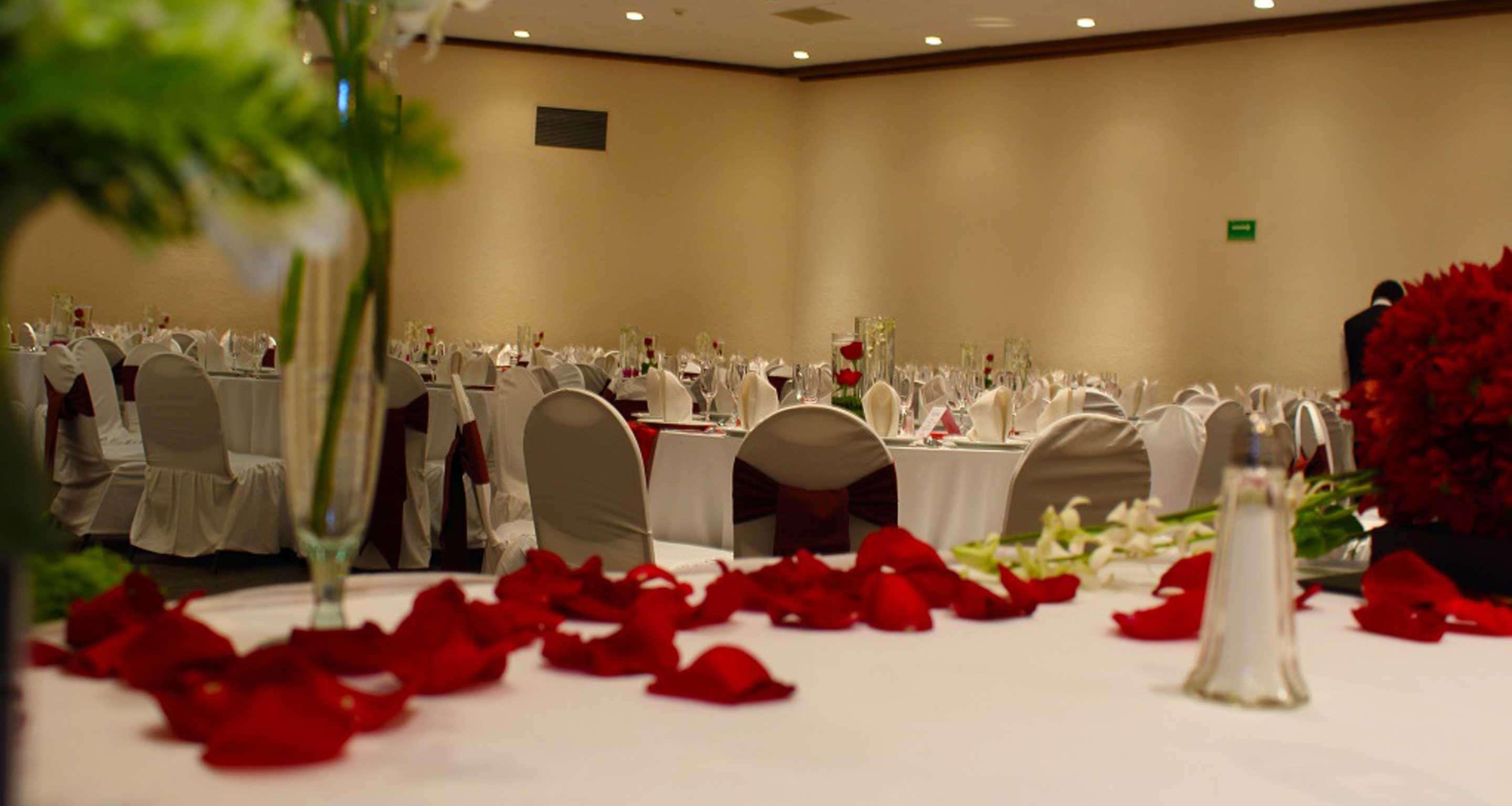 Grand Cantalagua Hotel Morelia, BW Signature Collection Luaran gambar A wedding reception
