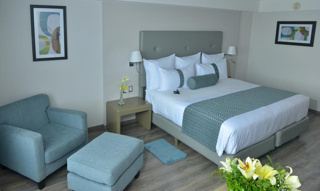 Grand Cantalagua Hotel Morelia, BW Signature Collection Luaran gambar A room at the hotel