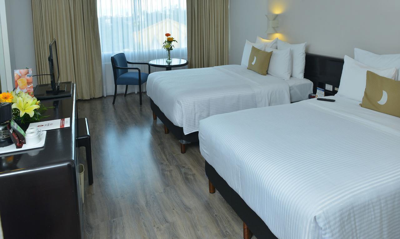 Grand Cantalagua Hotel Morelia, BW Signature Collection Luaran gambar Deluxe Room
